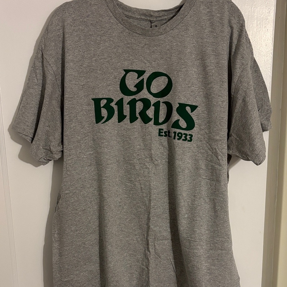 Gildan Gray T-Shirt with Green 'Go Birds' Print